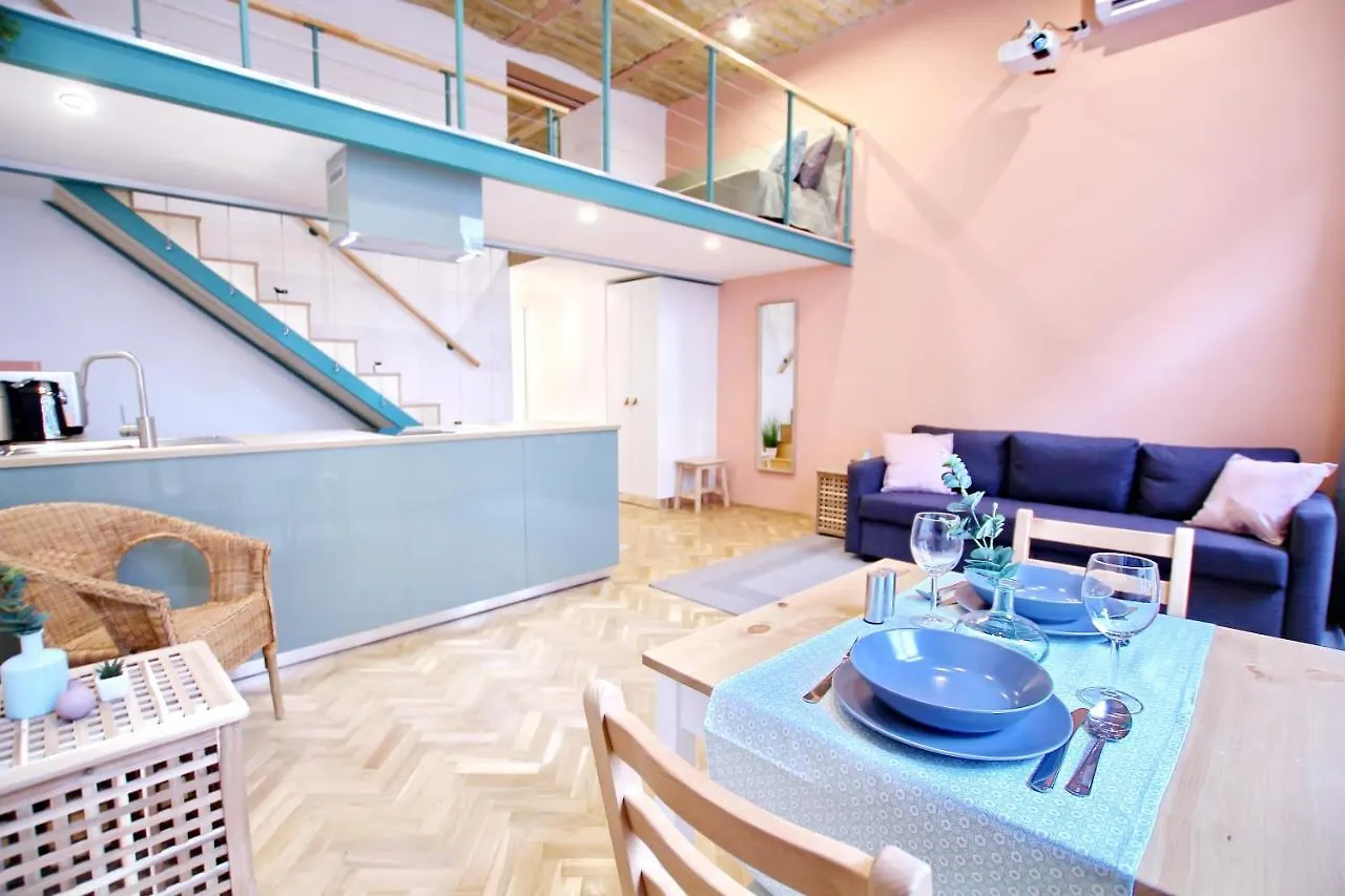 Awesome Budapest Downtown Studio W Balcony & Free Private Parking